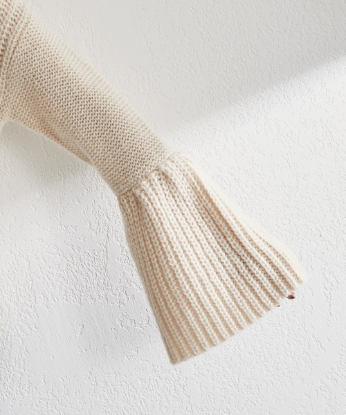 SHENERY（シーナリー）の「ローゲージ畦切替プルオーバー（ニット/セーター・レディース・ネイビー/アイボリー・FREE）」の20枚目の写真