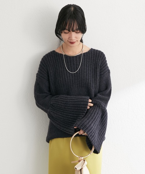 SHENERY（シーナリー）の「ローゲージ畦切替プルオーバー（ニット/セーター・レディース・ネイビー/アイボリー・FREE）」の4枚目の写真