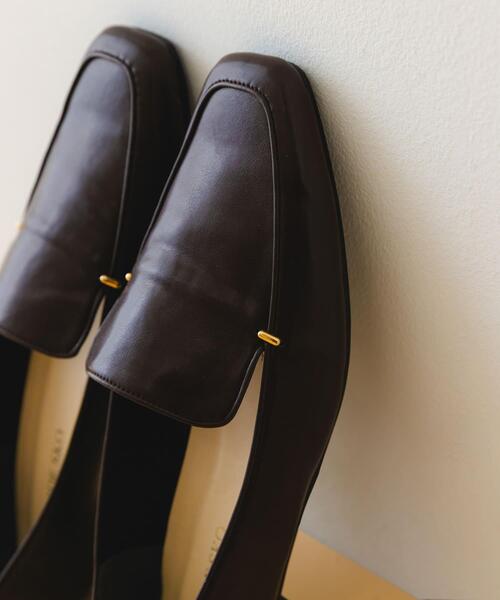 RODE SKO（ロデスコ）の「『MADE IN JAPAN』スクエアトゥプチメタルローファー（ローファー・レディース・ブラック/ブラウン系その他/オフホワイト/ベージュ系その他/グレー系その他/ブラック系その他/ブラウン・36/37/38）」の9枚目の写真