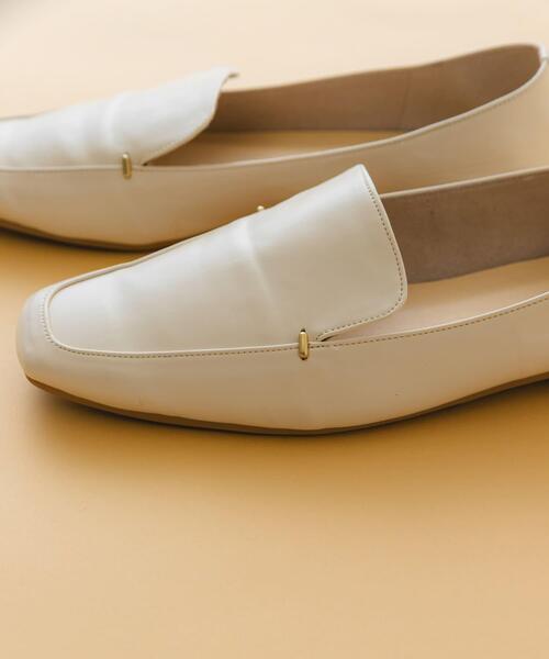 RODE SKO（ロデスコ）の「『MADE IN JAPAN』スクエアトゥプチメタルローファー（ローファー・レディース・ブラック/ブラウン系その他/オフホワイト/ベージュ系その他/グレー系その他/ブラック系その他/ブラウン・36/37/38）」の22枚目の写真