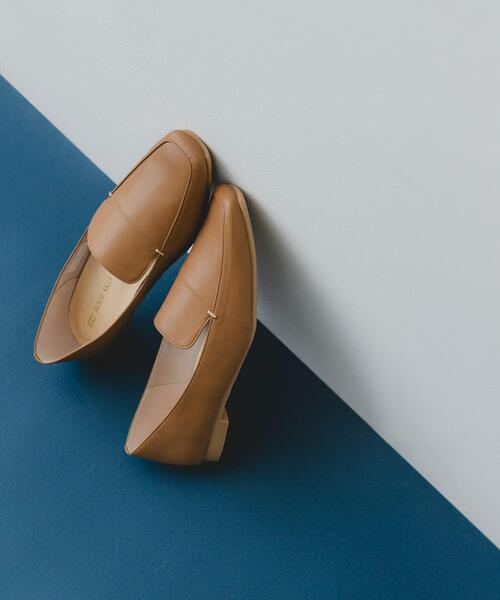 RODE SKO(ロデスコ)の「『MADE IN JAPAN』スクエアトゥプチメタルローファー(ローファー・レディース・ブラック/ブラウン系その他/オフホワイト/ベージュ系その他/グレー系その他/ブラック系その他/ブラウン・36/37/38)」の9枚目の写真