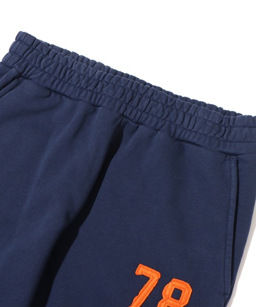 UGG（アグ）の「UGG@mos 78ロゴ スウェットパンツ / アグ ナナジュウハチロゴ スウェットパンツ（スウェットパンツ・レディース・ライトグレー/グリーン/ネイビー・M/L/XL）」の5枚目の写真