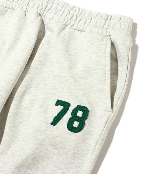 UGG（アグ）の「UGG@mos 78ロゴ スウェットパンツ / アグ ナナジュウハチロゴ スウェットパンツ（スウェットパンツ・レディース・ライトグレー/グリーン/ネイビー・M/L/XL）」の12枚目の写真