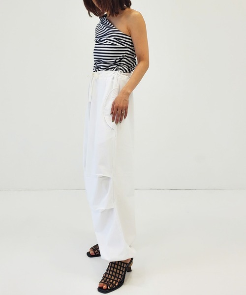 Cabana(カバナ)の「【Cabana/カバナ】Jane/ワンショルダートップス(Tシャツ/カットソー・レディース・ホワイト/カーキ・FREE)」の5枚目の写真