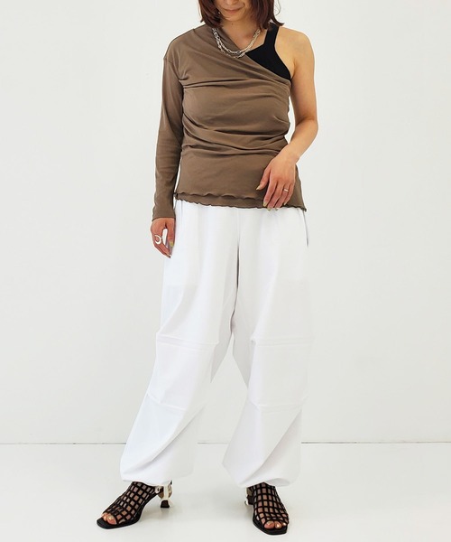 Cabana(カバナ)の「【Cabana/カバナ】Jane/ワンショルダートップス(Tシャツ/カットソー・レディース・ホワイト/カーキ・FREE)」の12枚目の写真