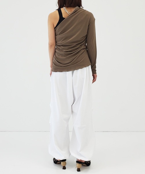 Cabana(カバナ)の「【Cabana/カバナ】Jane/ワンショルダートップス(Tシャツ/カットソー・レディース・ホワイト/カーキ・FREE)」の14枚目の写真