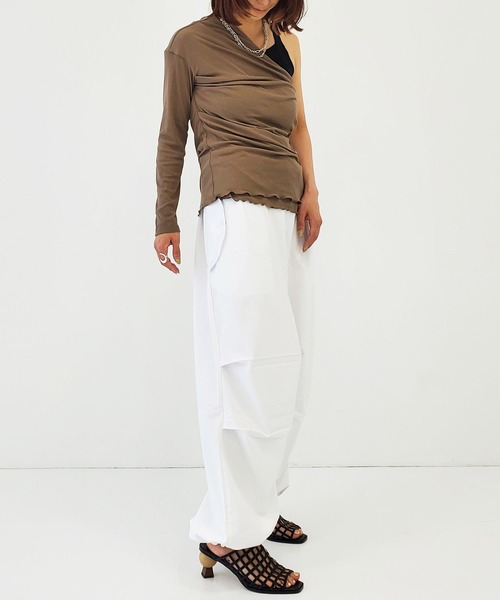 Cabana(カバナ)の「【Cabana/カバナ】Jane/ワンショルダートップス(Tシャツ/カットソー・レディース・ホワイト/カーキ・FREE)」の11枚目の写真