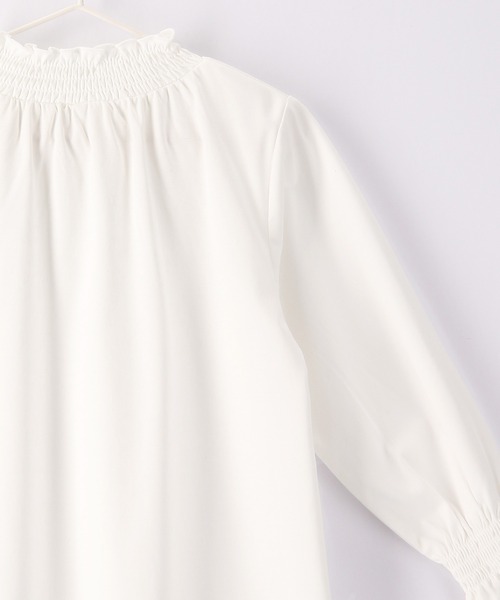 ROPE' PICNIC(ロペピクニック)の「【KIDS】入卒式にも/スタンドフリルシャーリングブラウス(シャツ/ブラウス・キッズ・オフホワイト・110/120/130/140/150)」の4枚目の写真