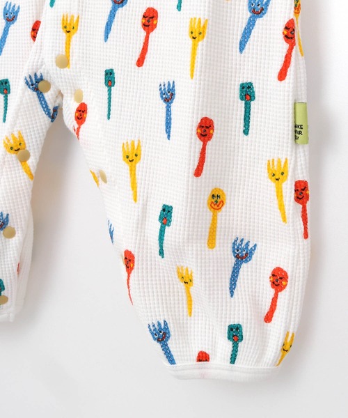 MAKE YOUR DAY(メイクユアデイ)の「カトラリー総柄前開きカバーオール(ロンパース・キッズ・レインボー/ブラウン・70/80)」の7枚目の写真