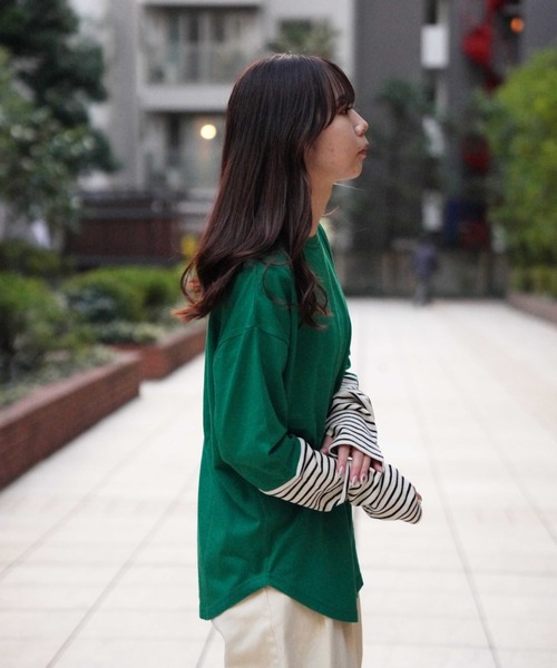AVIREX（アヴィレックス）の「≪WEB&DEPOT限定≫SLEEVE BORDER COMBI L/S T-SHIRT/ スリーブボーダーコンビTシャツ（Tシャツ/カットソー・レディース・グリーン/グレー・F）」の8枚目の写真