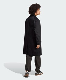 adidas（アディダス）の「BLUE VERSION エッセンシャルズ