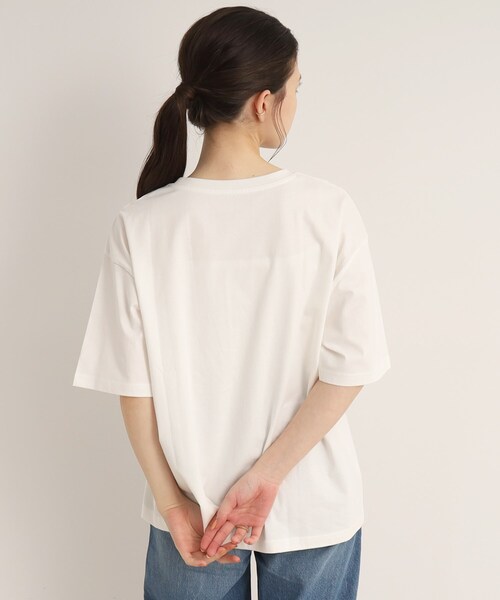 SHOO・LA・RUE（シューラルー）の「◆【プチプラ/コットン100%】選べるプリント バリエーション！垢抜け半袖Tシャツ（Tシャツ/カットソー・レディース・ゴールド系その他/チャコール/オレンジ系その他5/ホワイト系8/ホワイト系9/黄緑系/ブルー系/ホワイト系6/ブラック系3/パープル系5/ブラック系4/オフホワイト・03/04/02）」の15枚目の写真