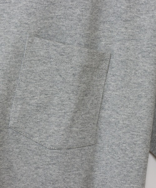 Champion(チャンピオン)の「【Champion/チャンピオン】メンズ ベーシック ショートスリーブポケットTシャツ(Tシャツ/カットソー・メンズ・ブラック/オレンジ系1/ネイビー/スモーキーグリーン系1/グレー/ホワイト/オレンジ系その他7/ピーコックグリーン系/オートミール/ベージュ系その他3/スカイブルー/その他21/グリーン・MEDIUM/LARGE/X-LARGE/SMALL)」の20枚目の写真