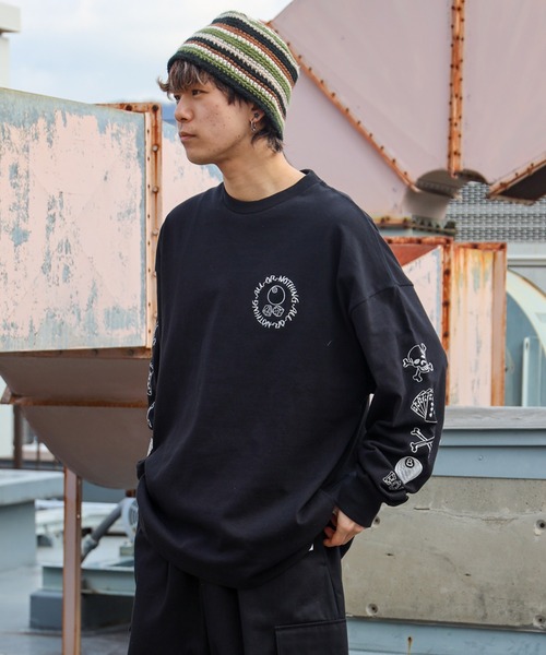 SPINNS（スピンズ）の「【ビッグシルエット】8ボール 長袖Tシャツ（T