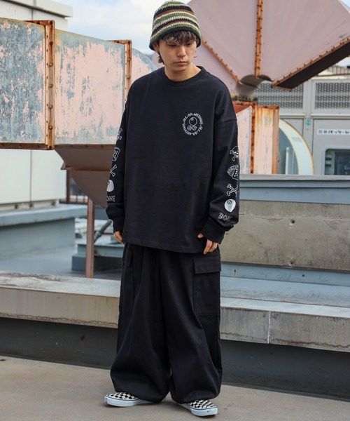 SPINNS（スピンズ）の「【ビッグシルエット】8ボール 長袖Tシャツ（T