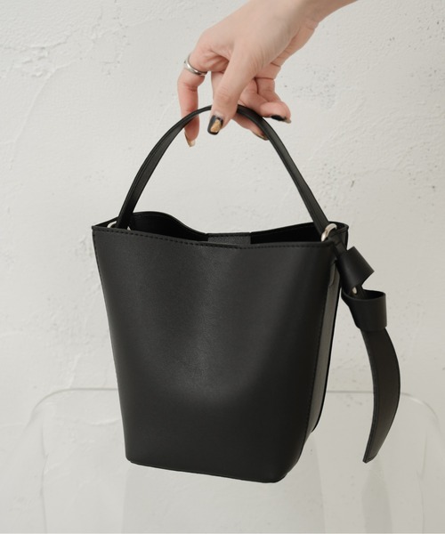 Ambre Ciel(アンブルシエル)の「ポーチ付きショルダーバック/【WEB/EC限定商品】(ショルダーバッグ・レディース・ブラック/モカ・FREE)」の2枚目の写真