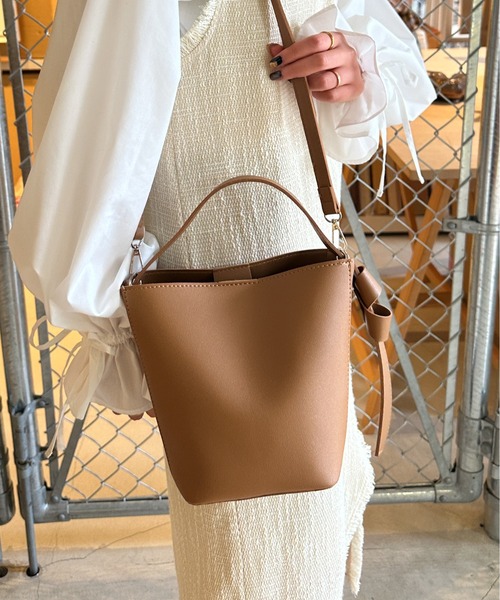 Ambre Ciel(アンブルシエル)の「ポーチ付きショルダーバック/【WEB/EC限定商品】(ショルダーバッグ・レディース・ブラック/モカ・FREE)」の7枚目の写真