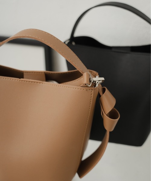 Ambre Ciel(アンブルシエル)の「ポーチ付きショルダーバック/【WEB/EC限定商品】(ショルダーバッグ・レディース・ブラック/モカ・FREE)」の18枚目の写真