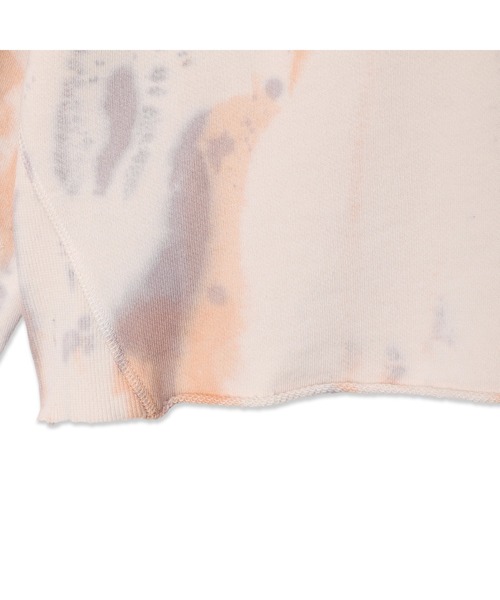 Guess（ゲス）の「Beatriz Sweatshirt（スウェット・レディース・ベージュ・MEDIUM/X-SMALL/SMALL）」の5枚目の写真