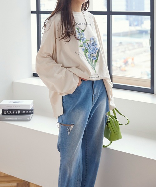 KOBE LETTUCE(コウベレタス)の「フラワープリントラグランBIGロンT(Tシャツ/カットソー・レディース・オフホワイト/ホワイト系/オートミール・FREE)」の5枚目の写真