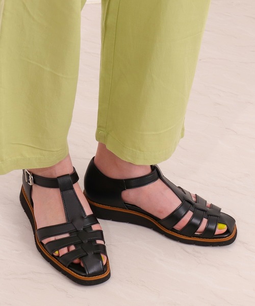 artemis by DIANA（アルテミスバイダイアナ）の「厚底軽量グルカサンダル（サンダル・レディース・クリアブラック/ゴールド/ベージュ/ブラック/ホワイト・XL/S/M/L）」の2枚目の写真