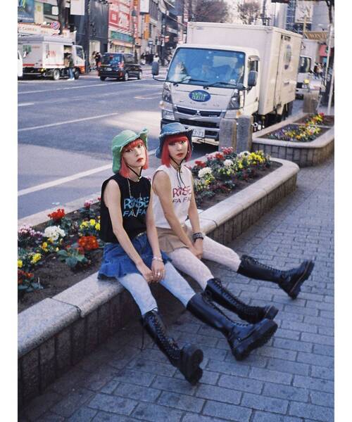 jouetie(ジュエティ)の「ROSE FAN FAN フィットタンク【コラボ】(タンクトップ・レディース・ブラック/オフホワイト/ピンク・MEDIUM)」の12枚目の写真