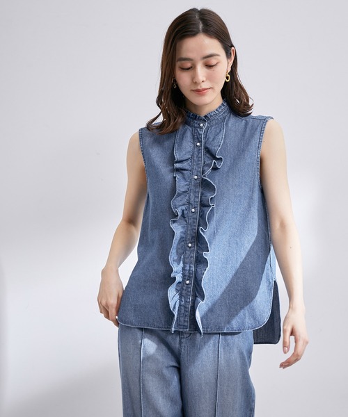 ROPE'（ロペ）の「【雑誌掲載】【洗える】サステナブルデニムラッフルブラウス/セットアップ対応（シャツ/ブラウス・レディース・ブルー系その他4・38）」の6枚目の写真