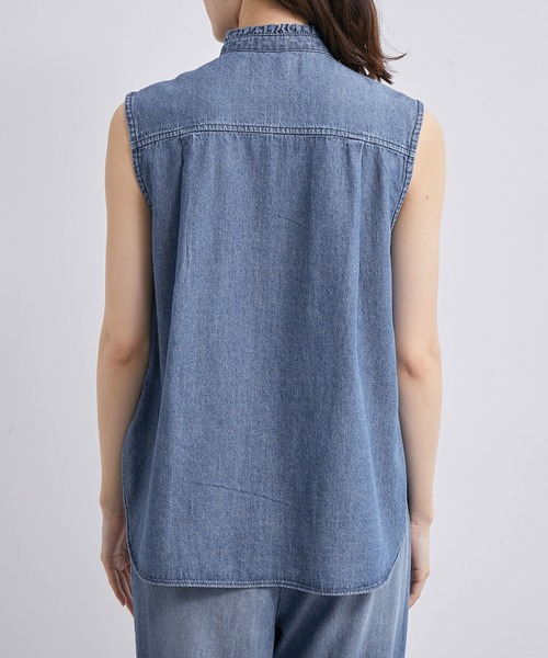 ROPE'（ロペ）の「【雑誌掲載】【洗える】サステナブルデニムラッフルブラウス/セットアップ対応（シャツ/ブラウス・レディース・ブルー系その他4・38）」の9枚目の写真