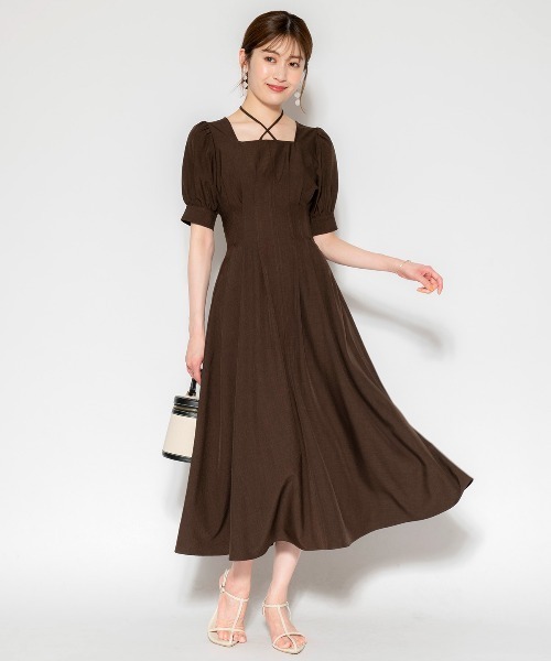 AND COUTURE（アンドクチュール）の「ウエストタックホルターリボン