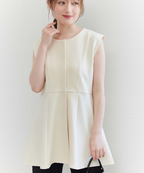 fifth（フィフス）の「ドライタッチペプラムフレアトップス（Tシャツ/カットソー・レディース・ブラック/アイボリー・M）」の4枚目の写真