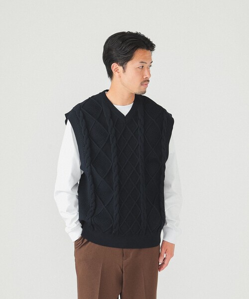 BEAMS（ビームス）の「BEAMS / 5ゲージ フィッシャーマン ニットベスト（ベスト・メンズ・ナチュラル/ネイビー・SMALL/MEDIUM/LARGE/X-LARGE）」の9枚目の写真
