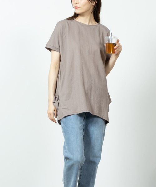 NAVY（ネイビー）の「SARARI 冷感サイドタック無地半袖Tシャツ（Tシャツ/カットソー・レディース・グレー/グリーン/ホワイト/グレイッシュベージュ/ブラック・フリー）」の8枚目の写真