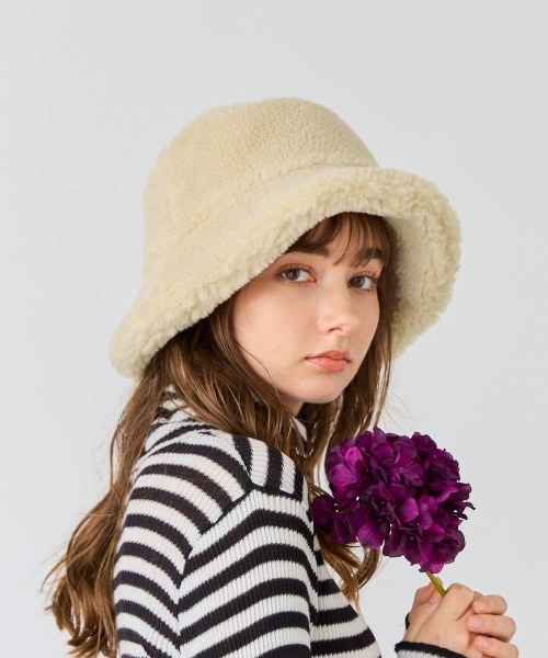 Chapeau d' O（シャポードオー）の「Chapeau d' O Color Boa Bucket