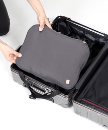 Bermosa（ベルモサ）の「撥水生地使用 トラベル 圧縮ポーチ（ポーチ）」