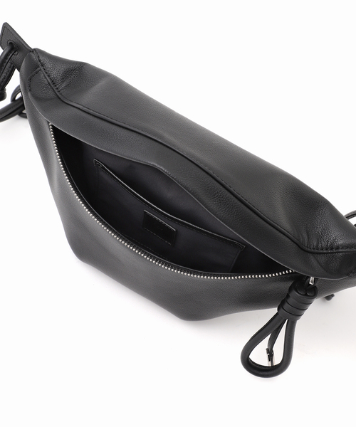 【未使用級】tov　BUFF ボディバッグ　レザー　ブラック トーヴのボディバッグ BUFF-BODY M | 送料無料|ブラック | DANJO 公式