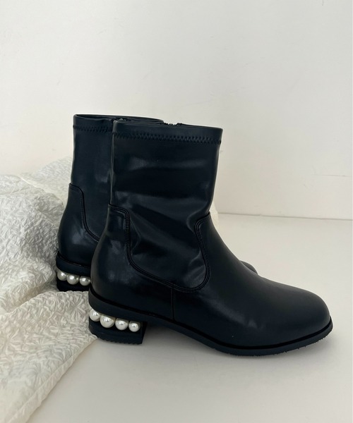 prose verse(プロズヴェール)の「パールヒールストレッチショートブーツ(ブーツ・レディース・ブラック・LARGE/SMALL/MEDIUM)」の1枚目の写真