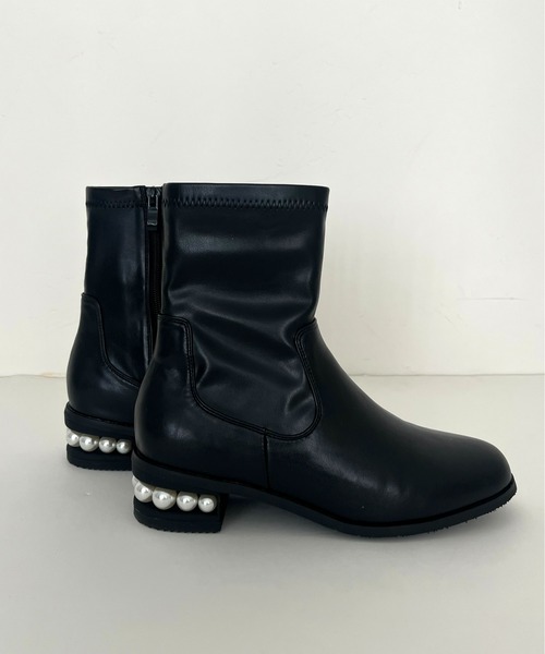prose verse(プロズヴェール)の「パールヒールストレッチショートブーツ(ブーツ・レディース・ブラック・LARGE/SMALL/MEDIUM)」の2枚目の写真