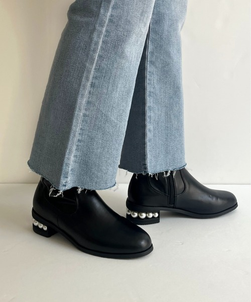 prose verse(プロズヴェール)の「パールヒールストレッチショートブーツ(ブーツ・レディース・ブラック・LARGE/SMALL/MEDIUM)」の5枚目の写真