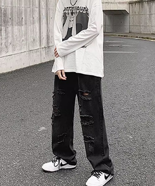 程よいダメージ加工が絶妙な抜け感を演出！ルーズシルエットダメージ