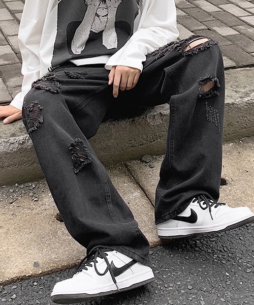 程よいダメージ加工が絶妙な抜け感を演出！ルーズシルエットダメージ