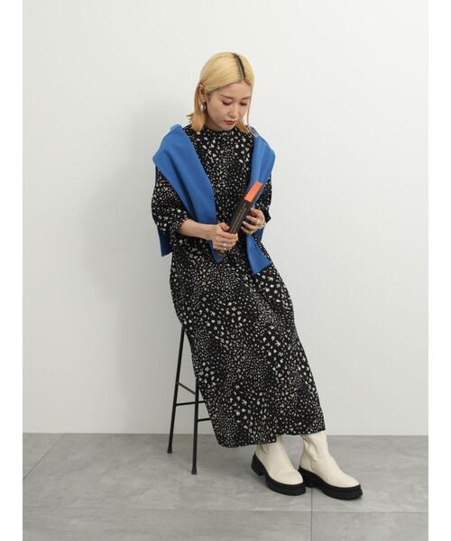 Samansa Mos2 blue（サマンサモスモスブルー）の「花柄シャツワンピース（ワンピース・レディース・ネイビー/ベージュ/ブラック・F）」の17枚目の写真