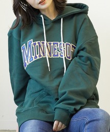 【CHICHI】PARAMUS MINNESOTA LOGO / パラマス ミネソタ アーチロゴ 配色刺繍 パーカー(BEY)