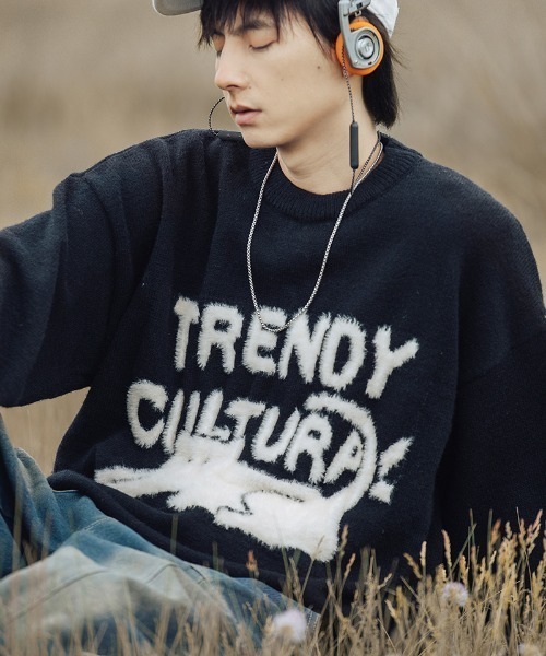 aimoha（アイモハ）の「aimoha outdoor ファー刺繍セーター（ニット/セーター・レディース・レッド/ブラック/ブルー・LARGE/MEDIUM/X-LARGE）」の2枚目の写真