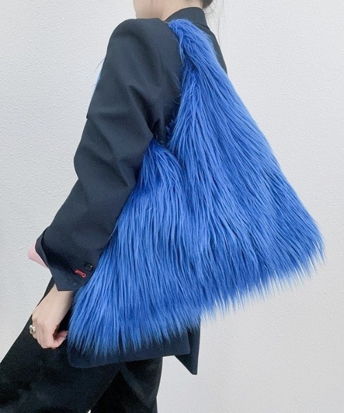 deux amour（ドゥーザムール）の「ファートートバッグ（ショルダーバッグ・レディース・ブラック/ブルー/ピンク/ベージュ・FREE）」の7枚目の写真