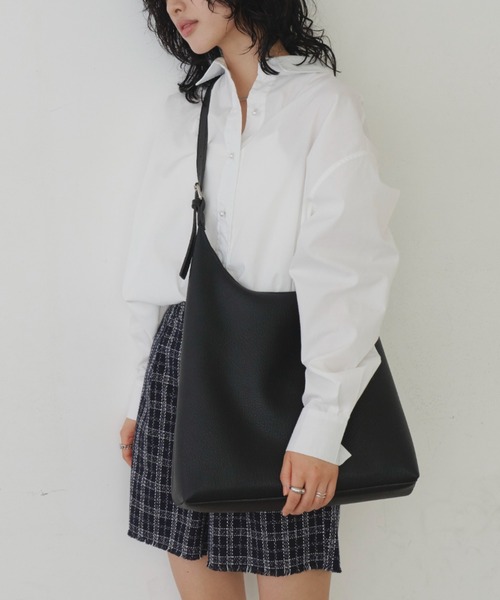 Aunt Marie's(アントマリーズ)の「ワンハンドルスクエアショルダー/トートバッグ(ショルダーバッグ・レディース・ピンク/アイボリー/ブラック・FREE)」の15枚目の写真