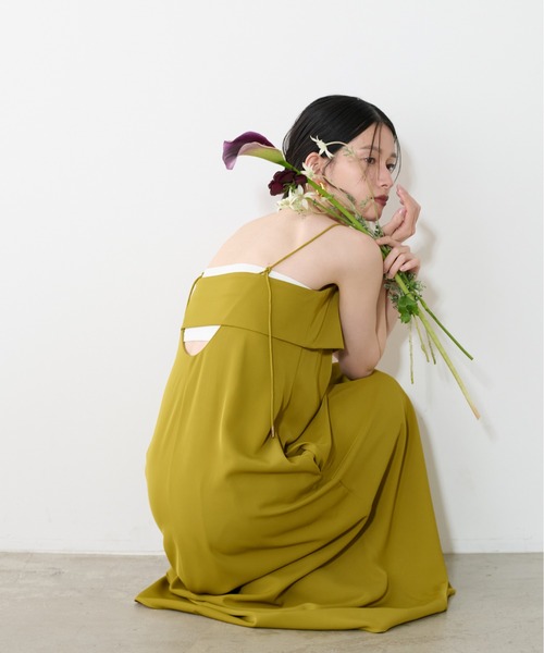 LARUTA(ラルータ)の「【LARUTA】ビスチェ風キャミワンピース(ワンピース・レディース・チャコールグレー/イエロー/ブラック/ライトベージュ・LARGE/MEDIUM)」の4枚目の写真