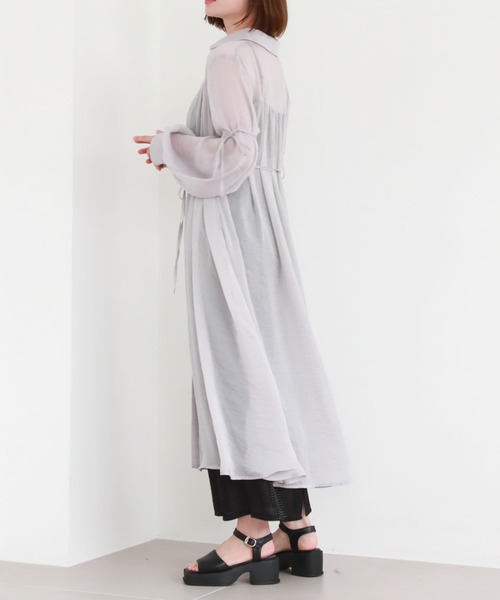 archives（アルシーヴ）の「リボンスリーブギャザーシャツワンピース（シャツワンピース・レディース・アイボリー/ブラック/グレー・MEDIUM）」の21枚目の写真