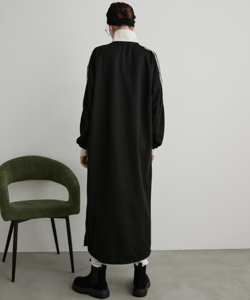 Auntie Rosa Holiday（アンティローザホリデー）の「ハーフジップトラックジャージワンピース（ワンピース・レディース・ナチュラル/ブラック・FREE）」の6枚目の写真