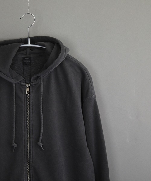 VIBGYOR（ヴィブジョー）の「ピグメント加工 裏毛スウェット ZIP-PK（パーカー・メンズ・ダークブルー/ベージュ/ブラック・LARGE/MEDIUM）」の6枚目の写真