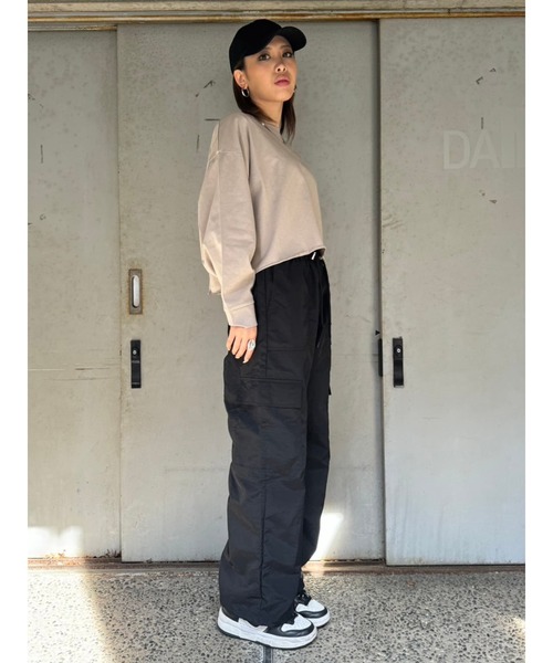 EGOIST（エゴイスト）の「オーバーサイズクロップドロンT（Tシャツ/カットソー・レディース・ベージュ/ダークグレー/ピンク/アイボリー・FREE）」の15枚目の写真